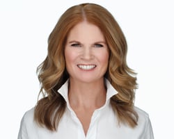 HIGH-RES Heather Lamm Headshots 2-1